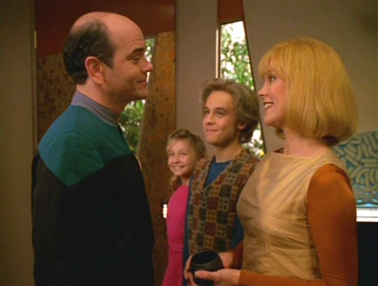 Star Trek: Voyager "Real Life"
